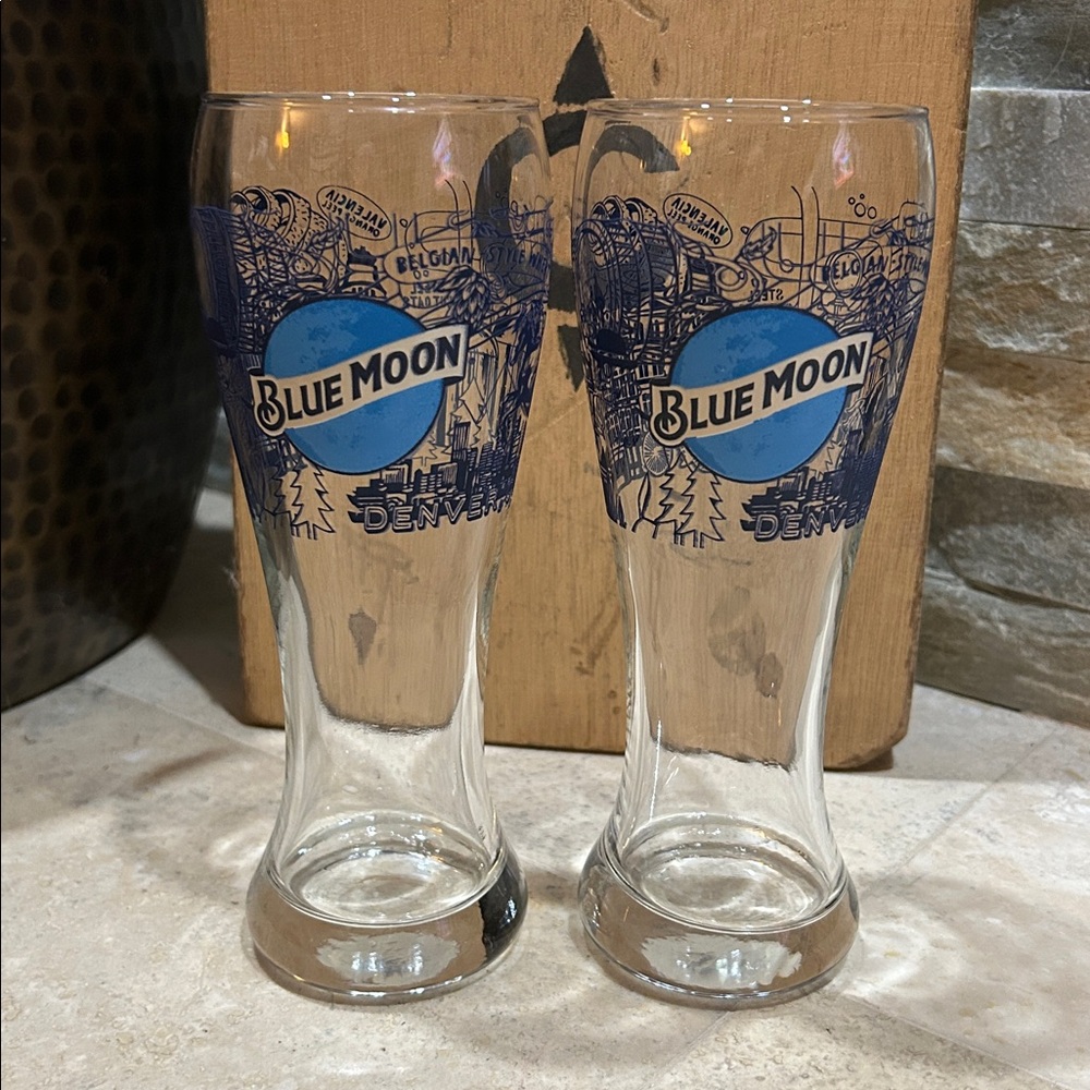 BLUE MOON Set of 2 * Denver, Colorado * Wheat Beer / Pilsner Glass